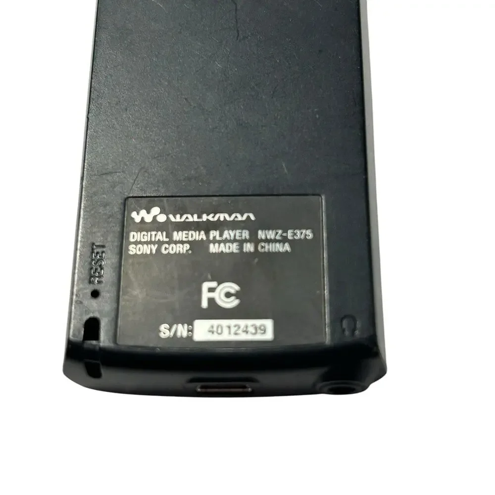 Sony Walkman NWZ-E375 Black (16 GB) Digital Media Player MP3 Untested